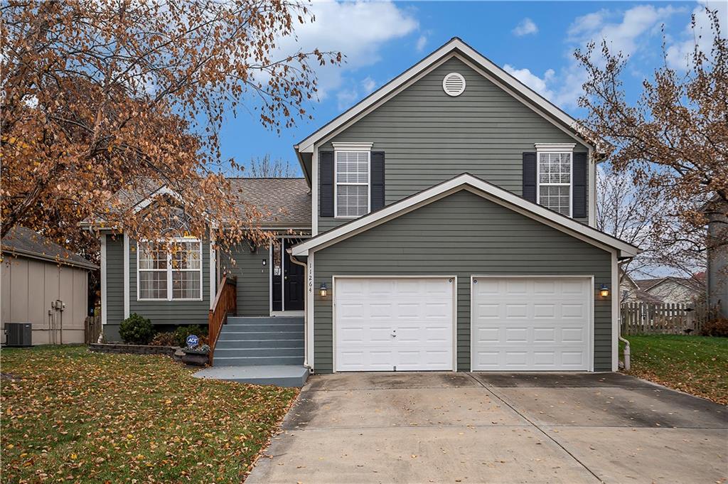 Listing Photo MLS #HMS2587082