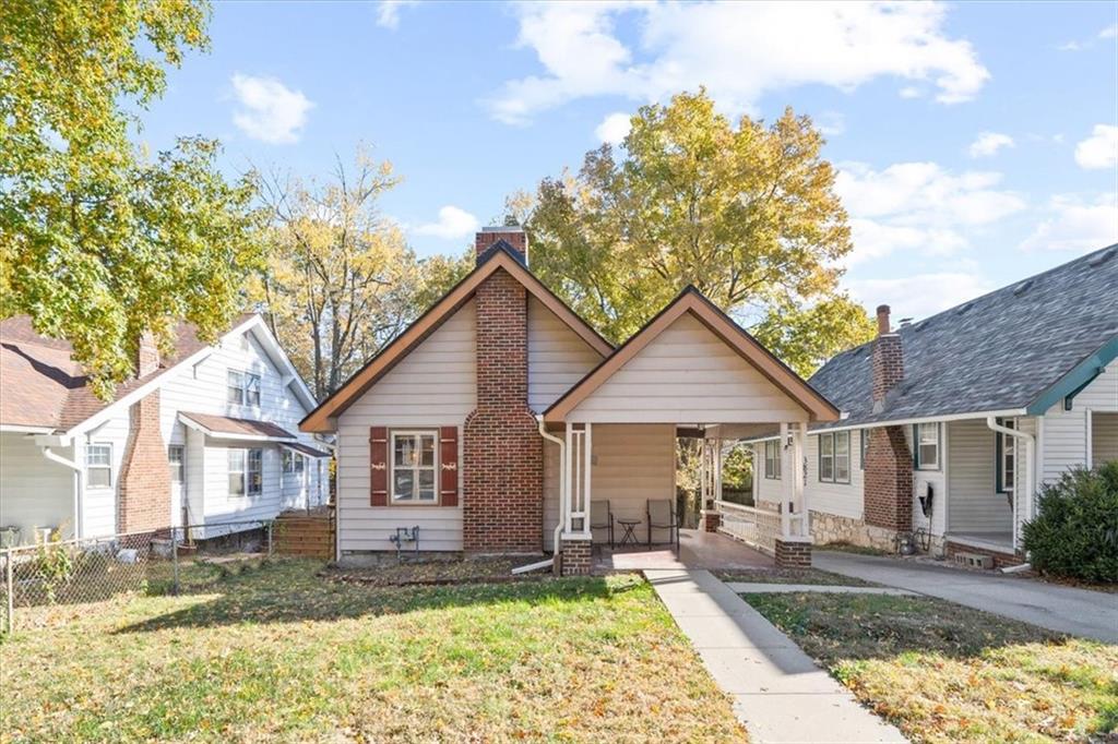 Listing Photo MLS #HMS2587083