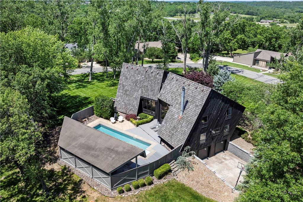 Listing Photo MLS #HMS2587085