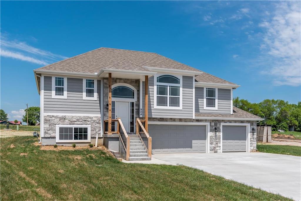 Listing Photo MLS #HMS2587233