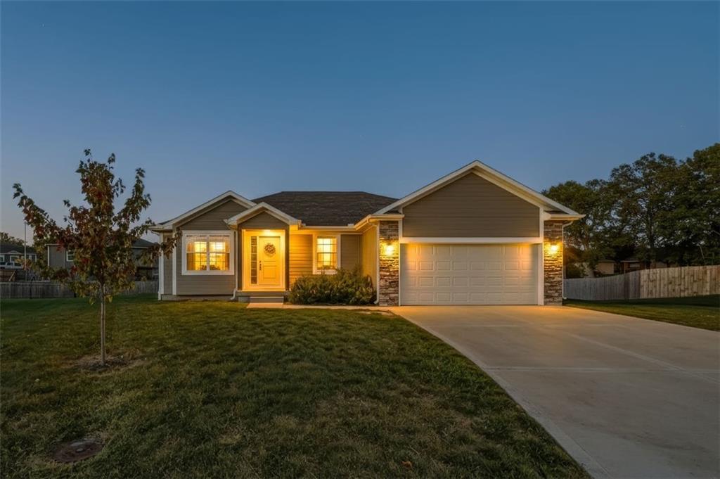 Listing Photo MLS #HMS2587255