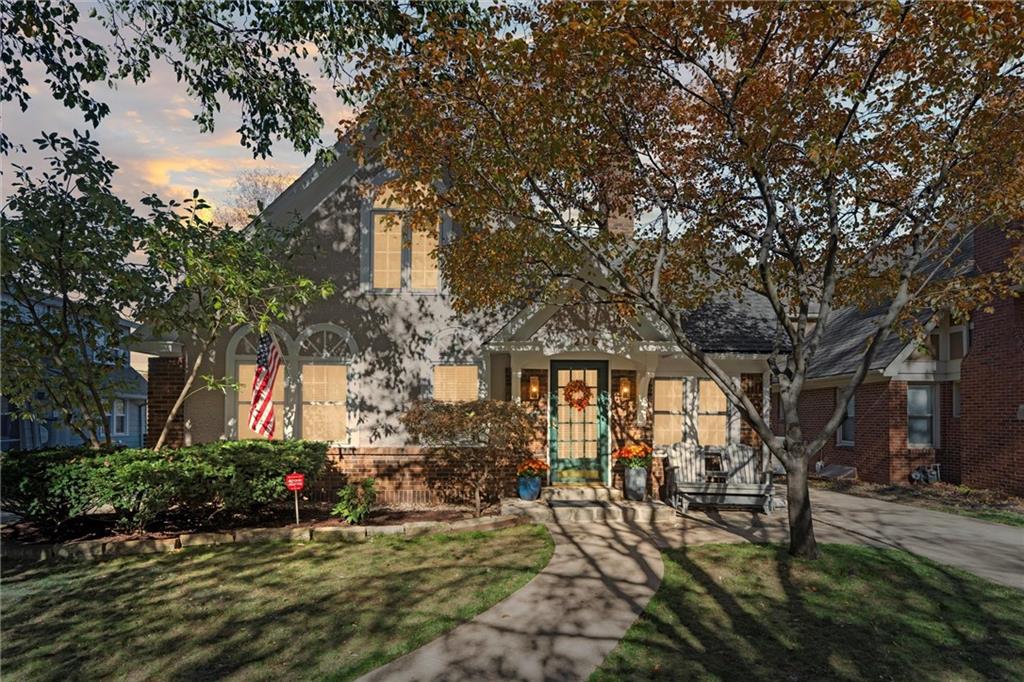 Listing Photo MLS #HMS2587422