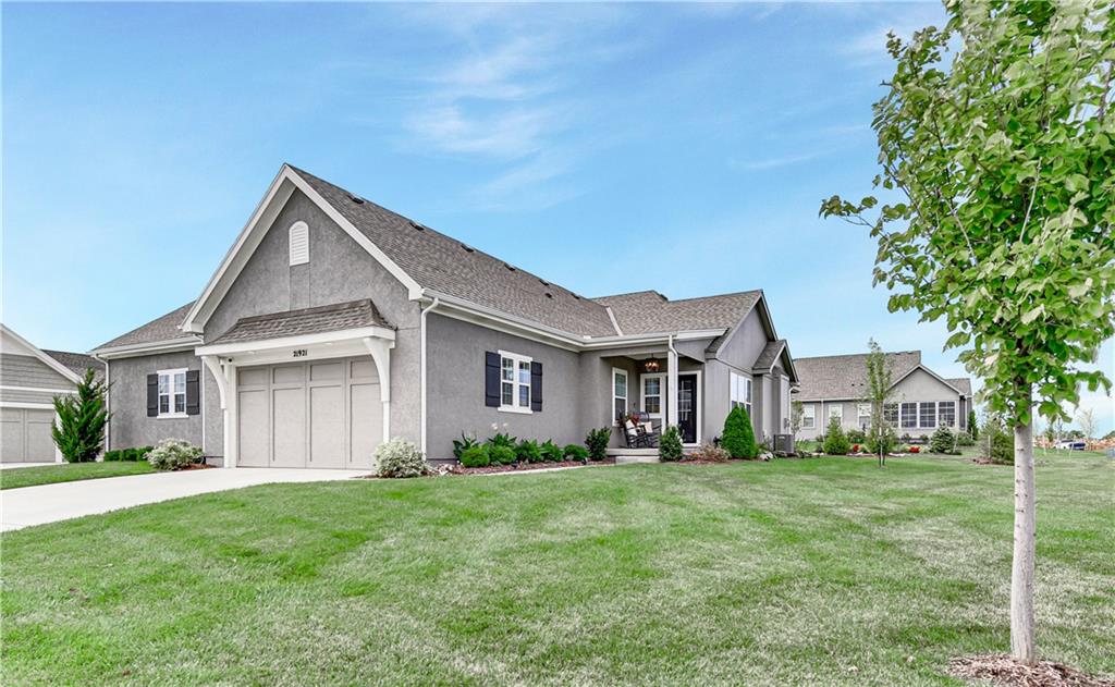 Listing Photo MLS #HMS2587539