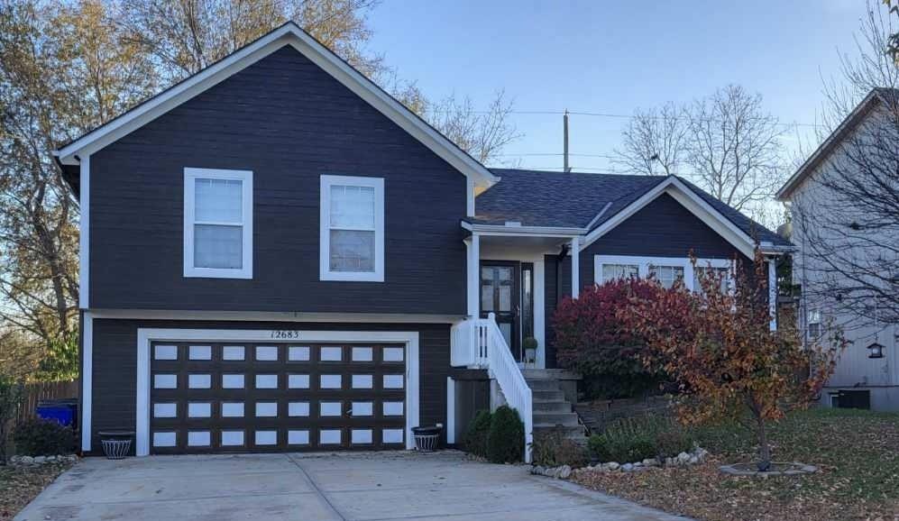 Listing Photo MLS #HMS2587647