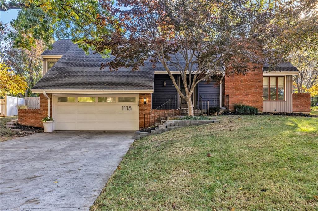 Listing Photo MLS #HMS2587921