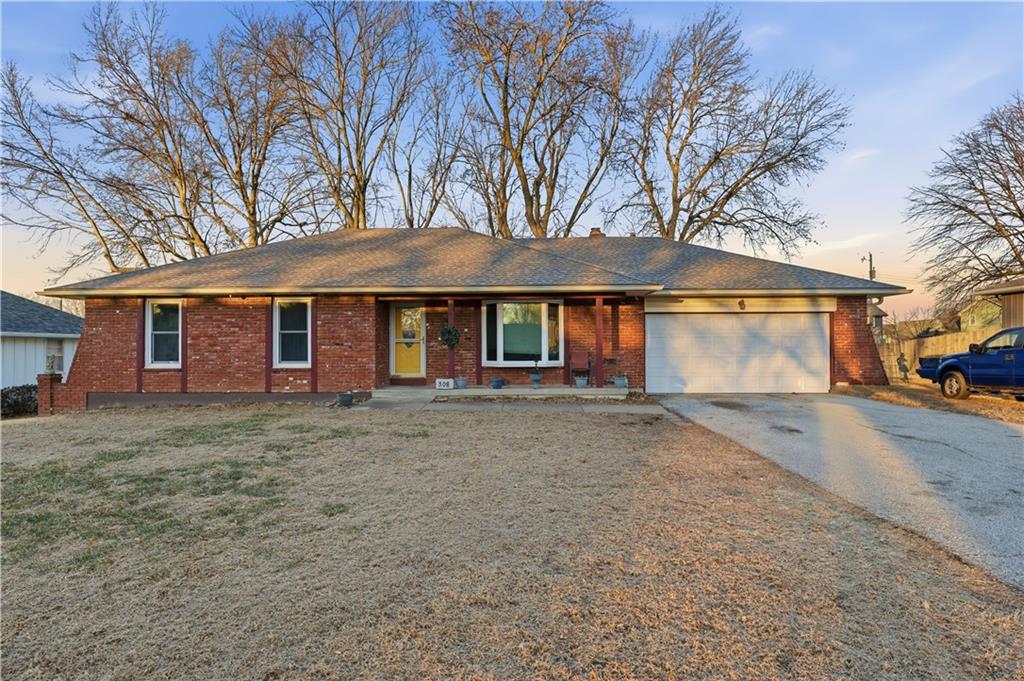 Listing Photo MLS #HMS2588006