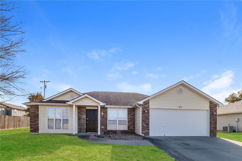 Listing Photo MLS #HMS2588304