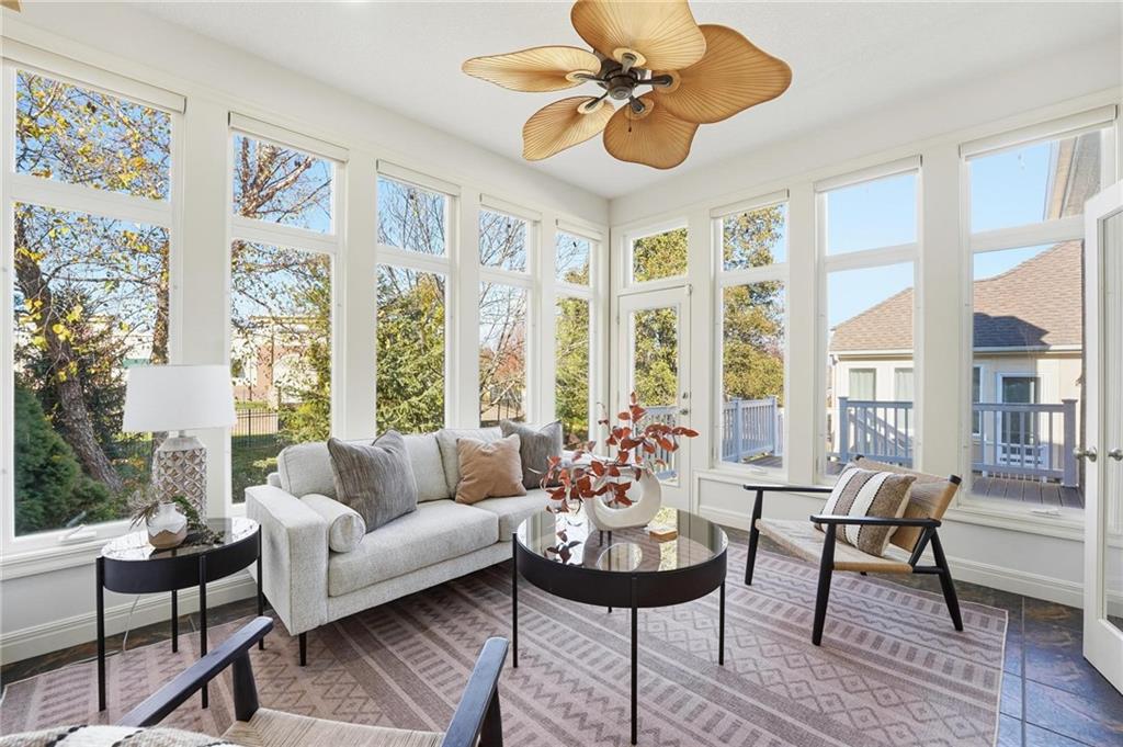 Listing Photo MLS #HMS2588557