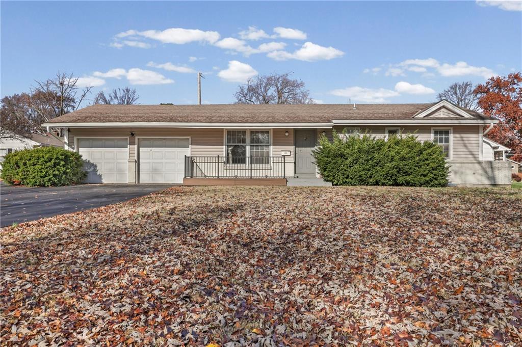 Listing Photo MLS #HMS2588881