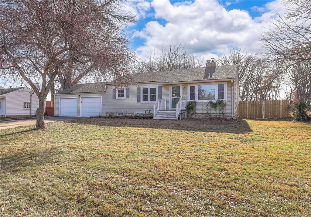 Listing Photo MLS #HMS2588975