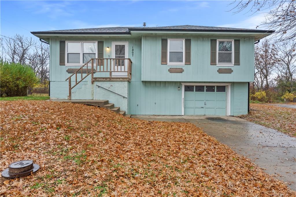 Listing Photo MLS #HMS2589068
