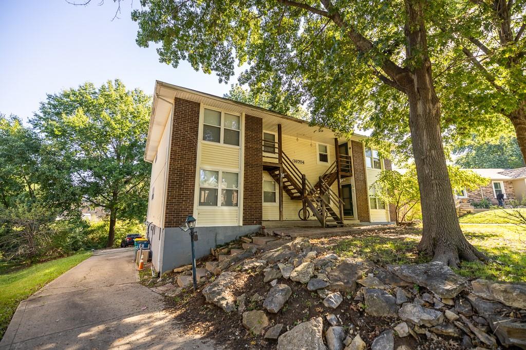 Listing Photo MLS #HMS2589080