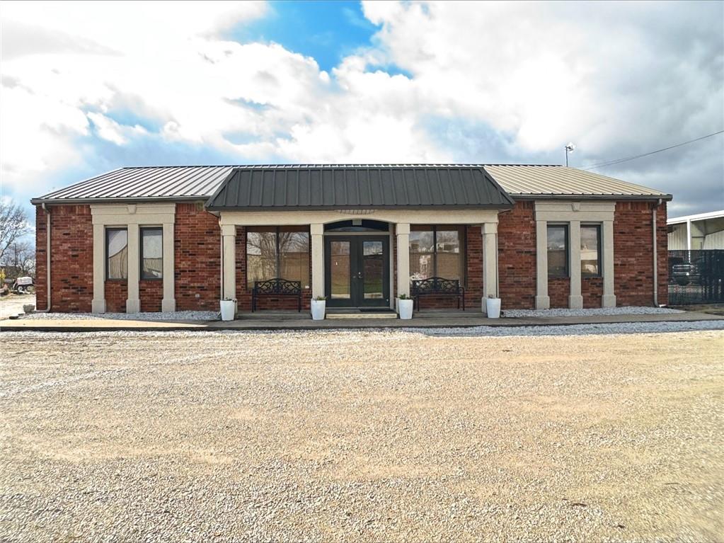 Listing Photo MLS #HMS2589228