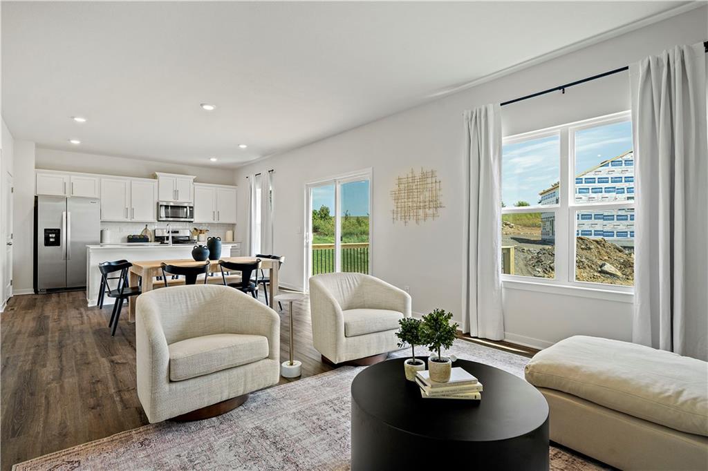 Listing Photo MLS #HMS2589332