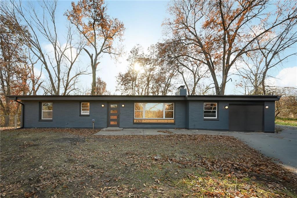 Listing Photo MLS #HMS2589351