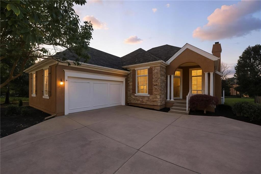 Listing Photo MLS #HMS2589638