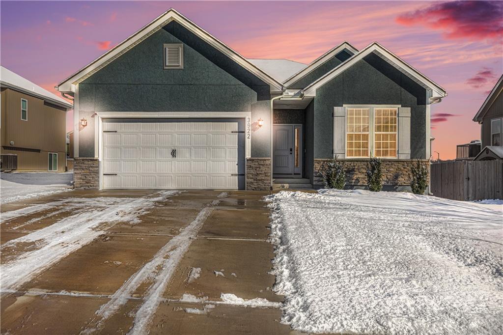 Listing Photo MLS #HMS2589700