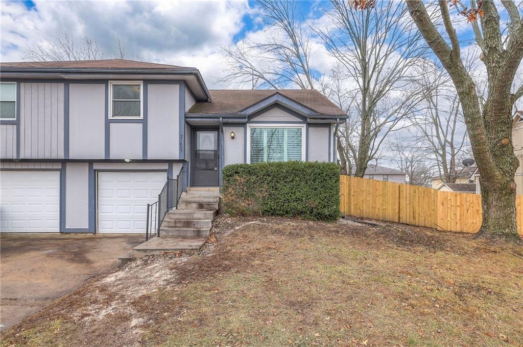 Listing Photo MLS #HMS2589760