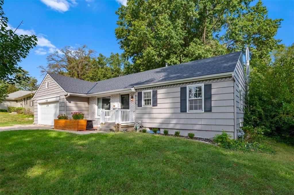 Listing Photo MLS #HMS2589868