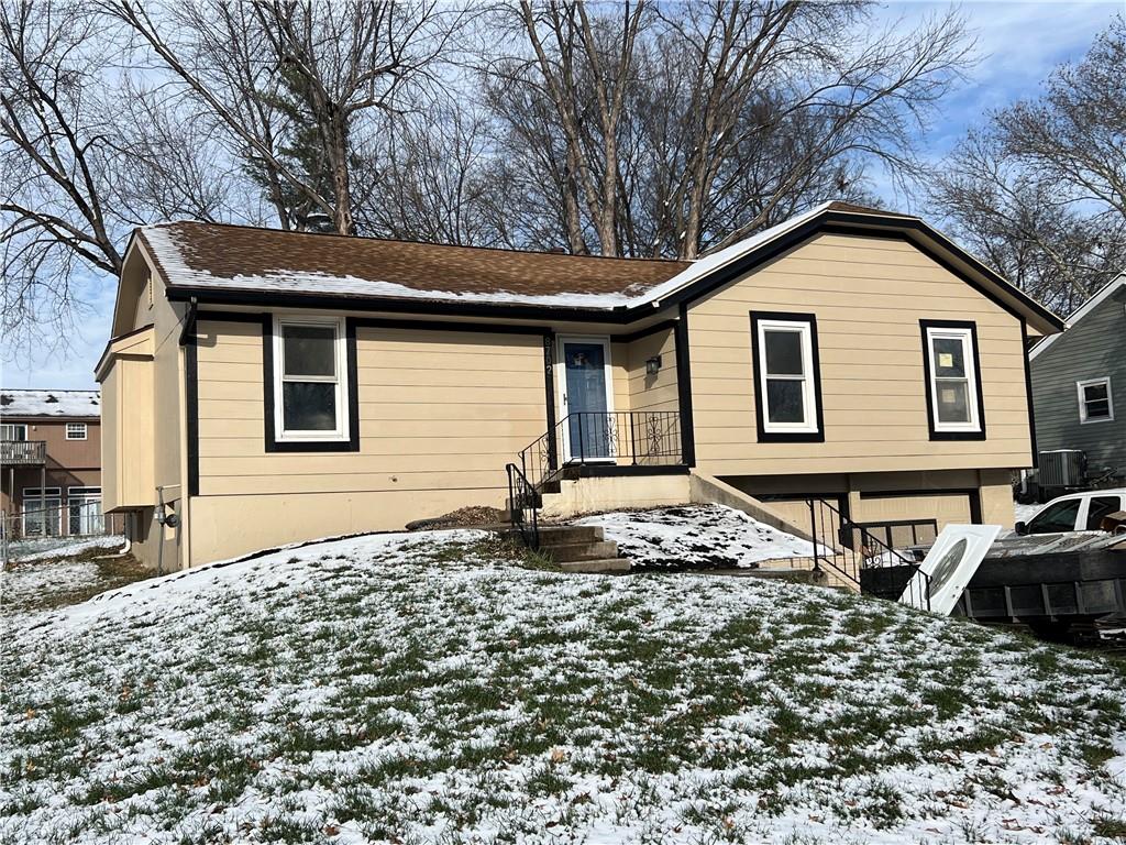 Listing Photo MLS #HMS2589869