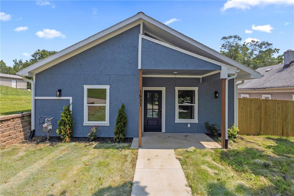 Listing Photo MLS #HMS2589957