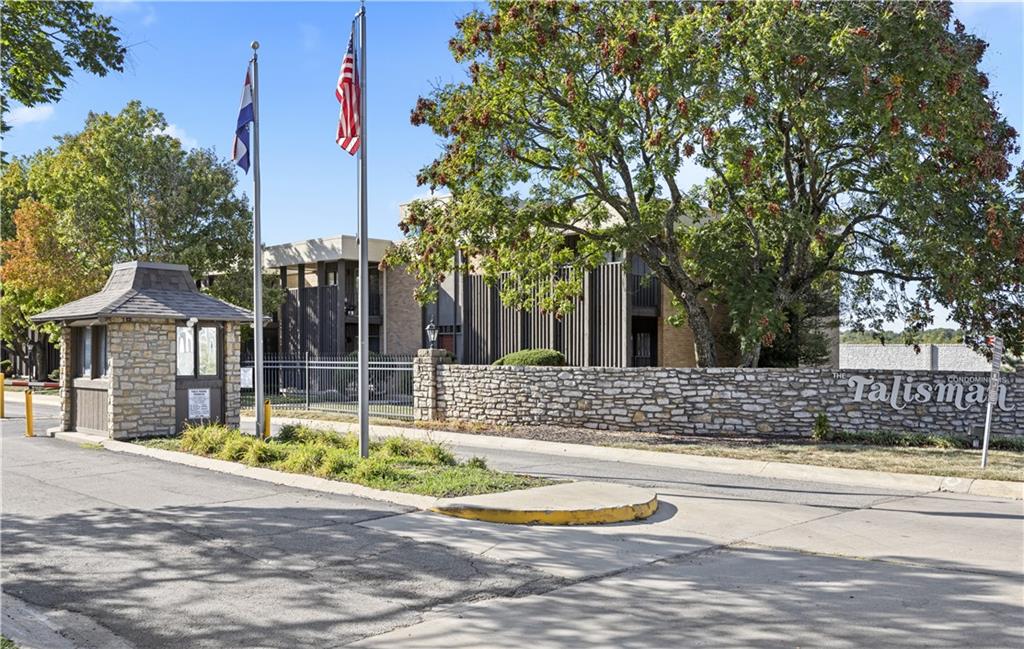 Listing Photo MLS #HMS2591081