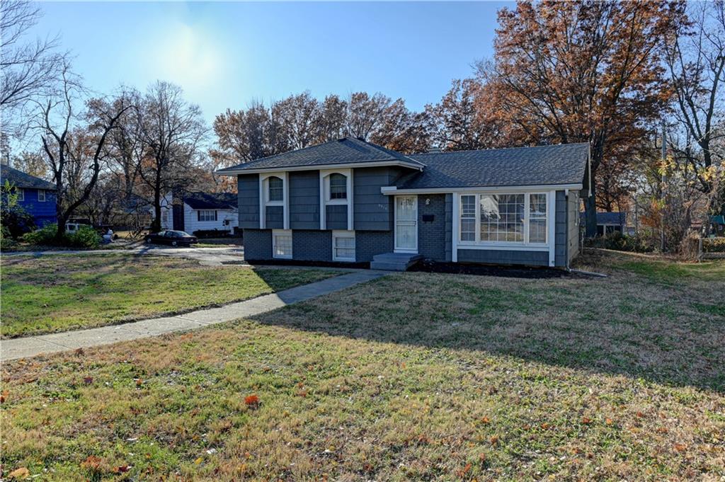 Listing Photo MLS #HMS2591204