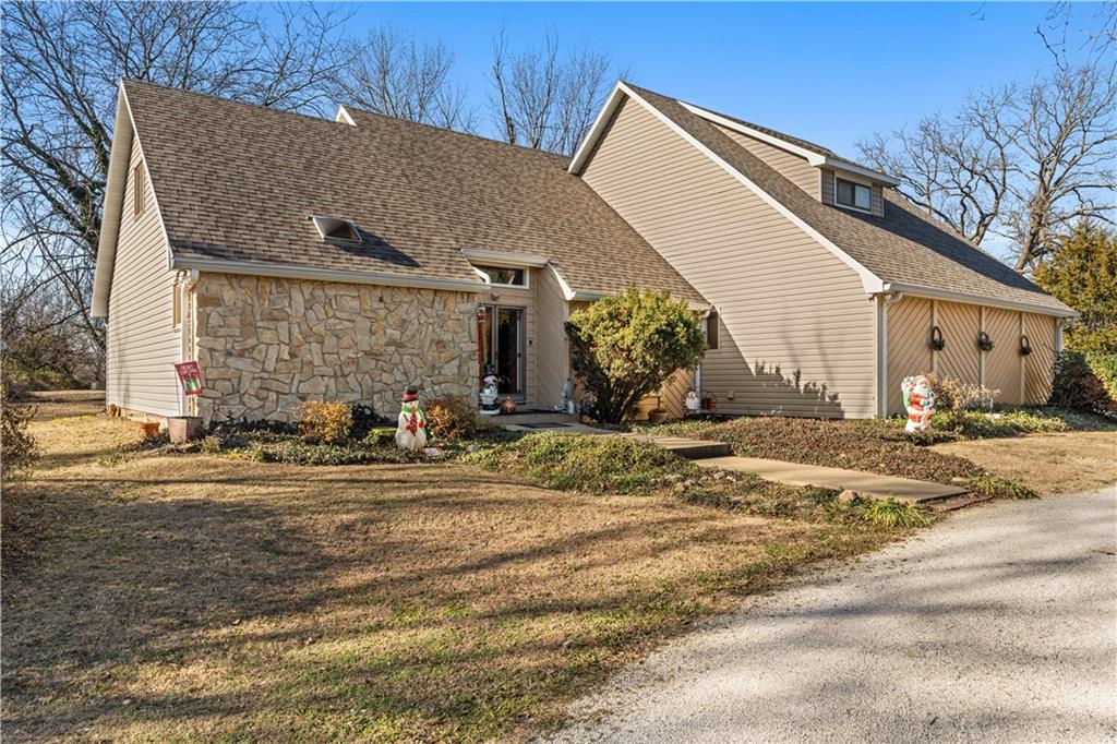 Listing Photo MLS #HMS2591669