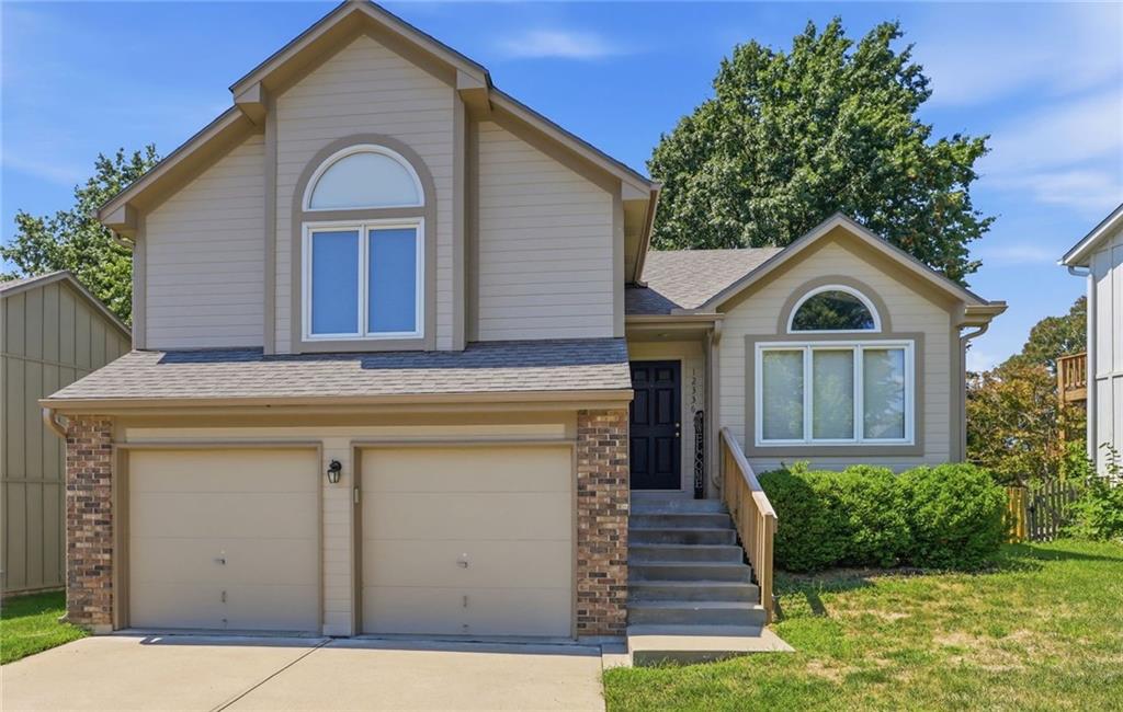 Listing Photo MLS #HMS2591806