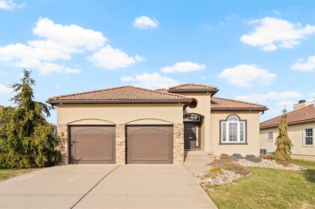 Listing Photo MLS #HMS2591814