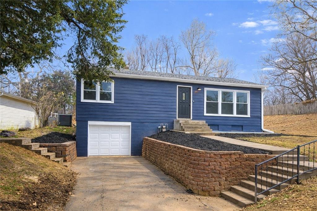 Listing Photo MLS #HMS2592295