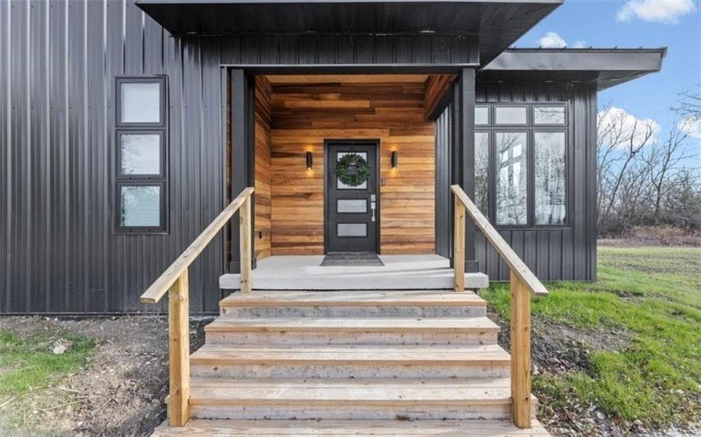 Listing Photo MLS #HMS2592453