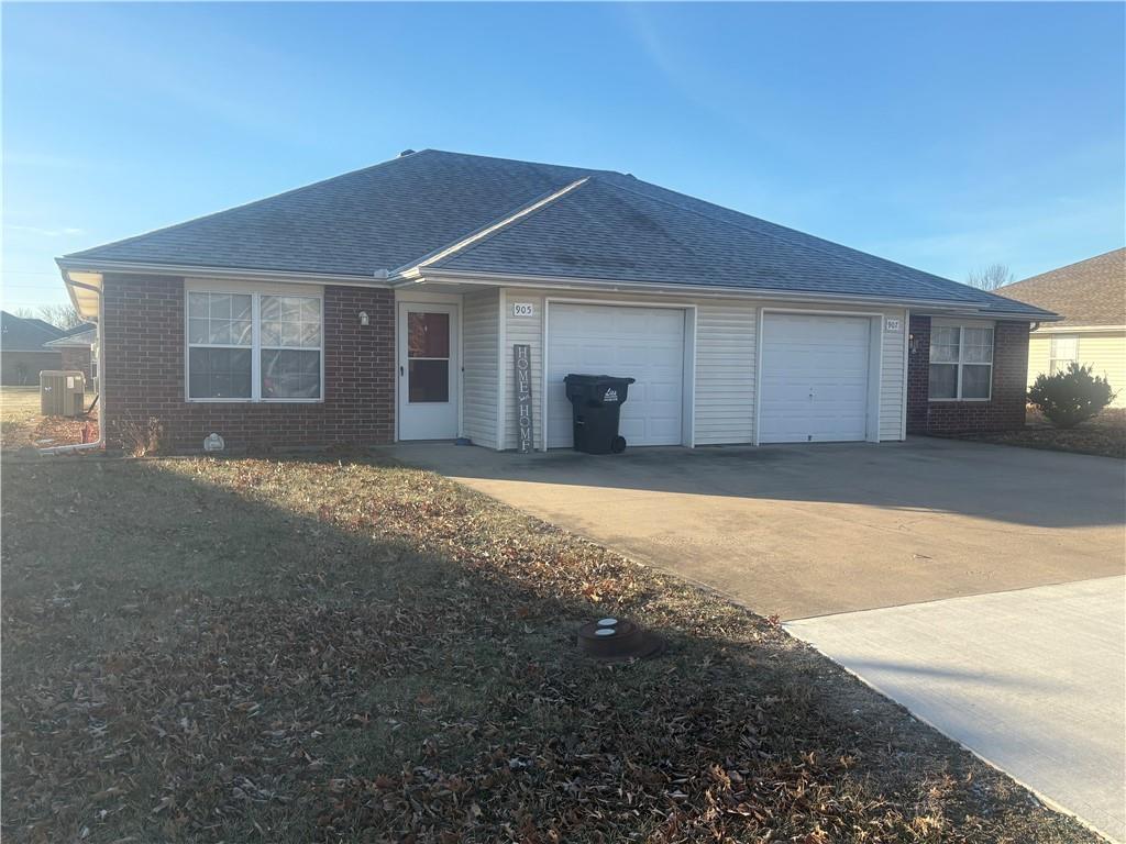 Listing Photo MLS #HMS2592659