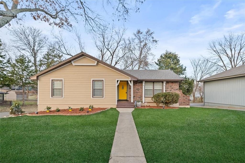 Listing Photo MLS #HMS2592775