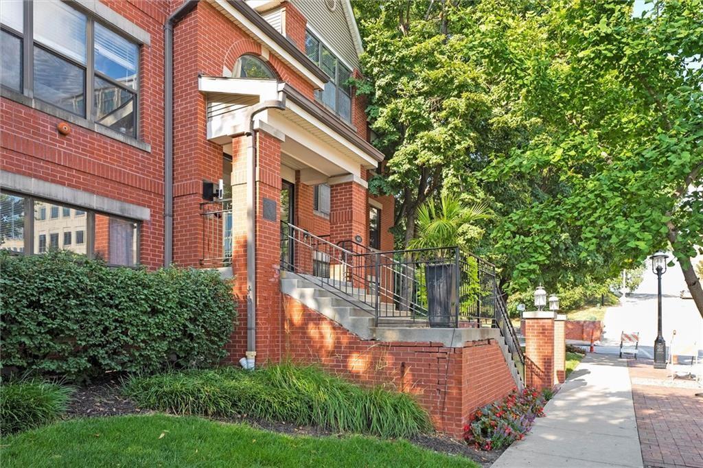 Listing Photo MLS #HMS2592900