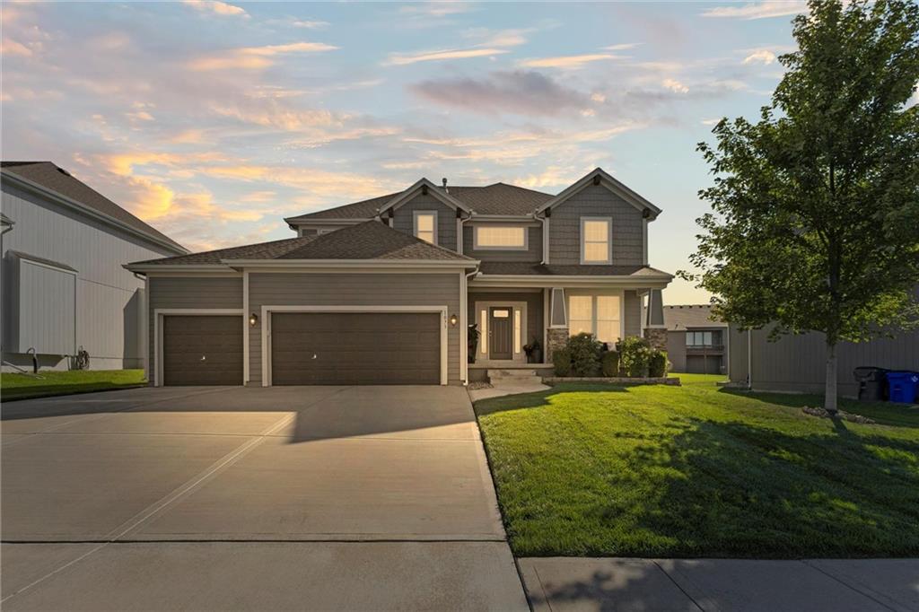 Listing Photo MLS #HMS2592901