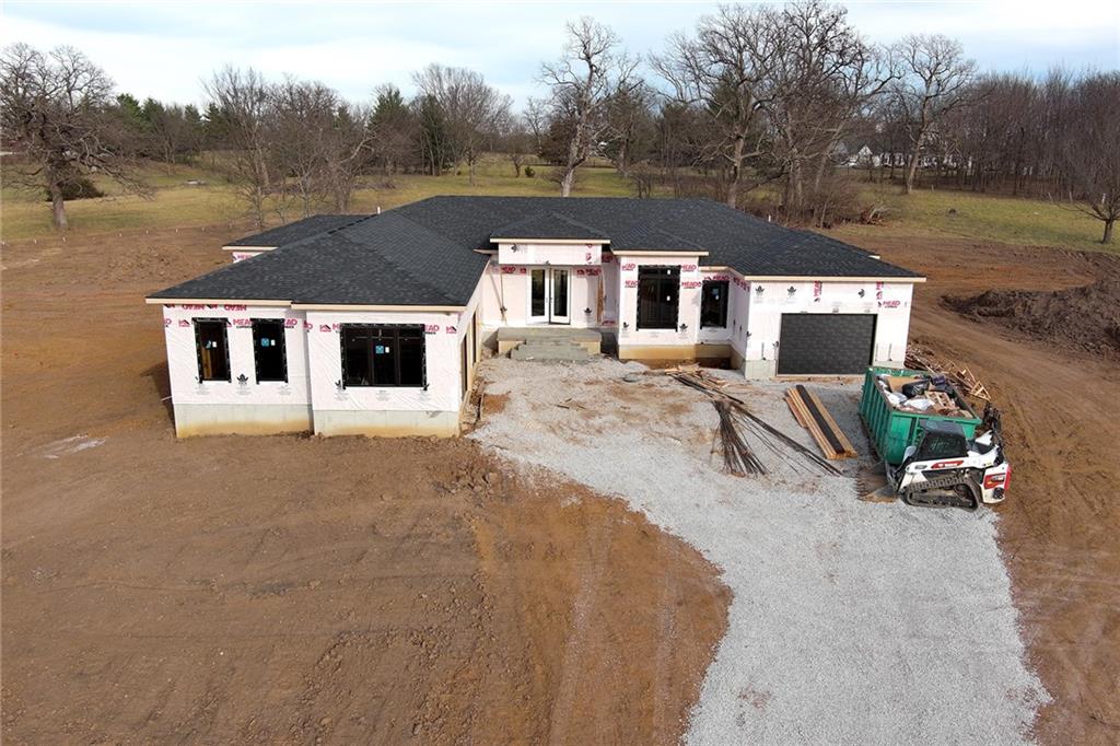 Listing Photo MLS #HMS2593176