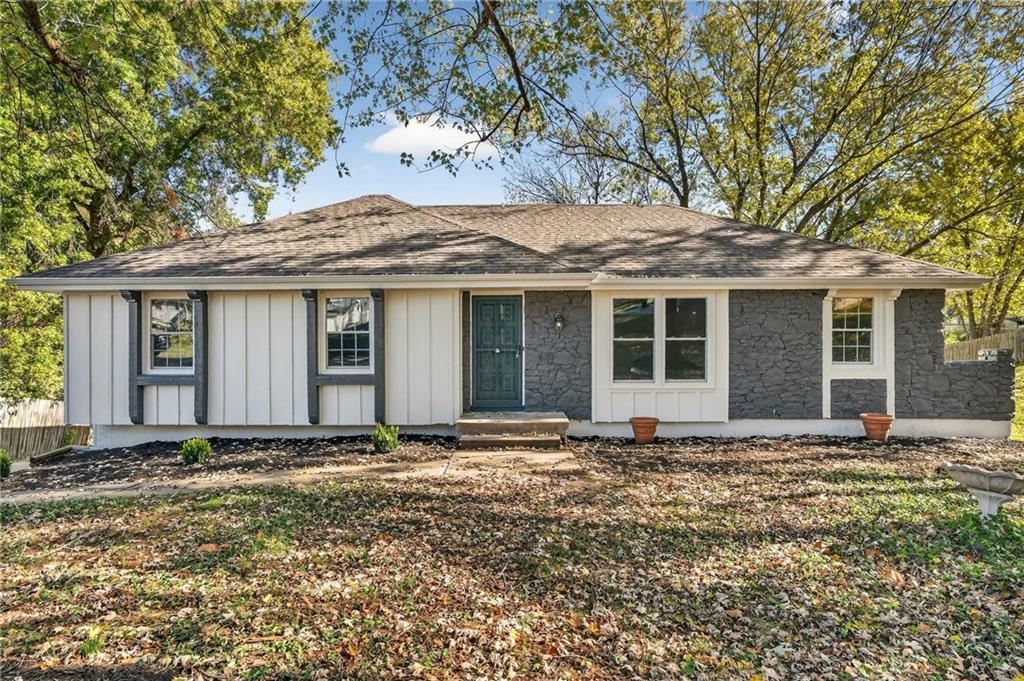 Listing Photo MLS #HMS2593181