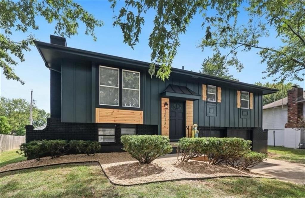 Listing Photo MLS #HMS2594538