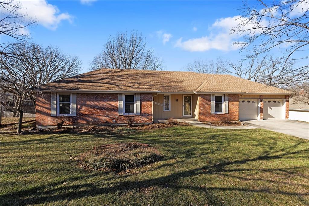 Listing Photo MLS #HMS2594602