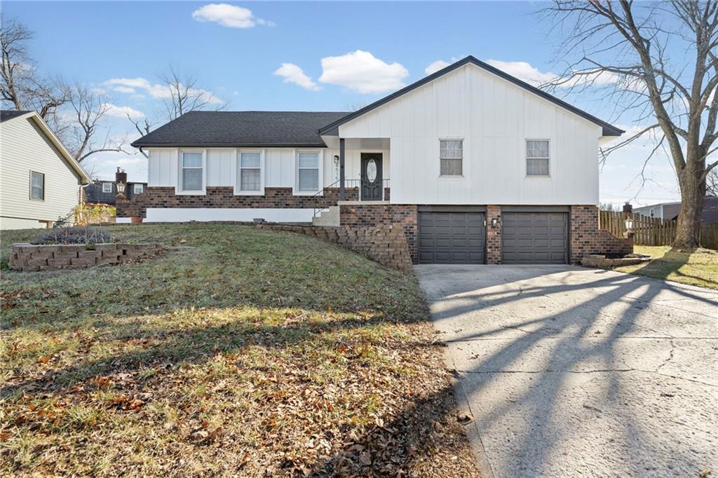 Listing Photo MLS #HMS2594657