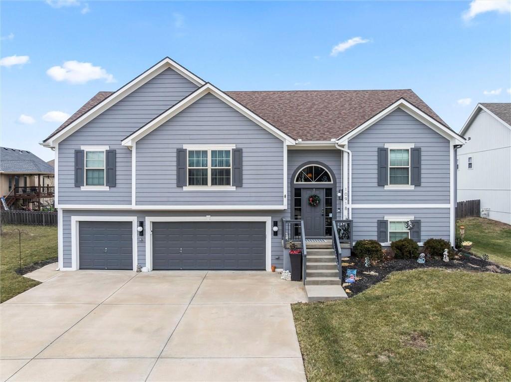 Listing Photo MLS #HMS2594756