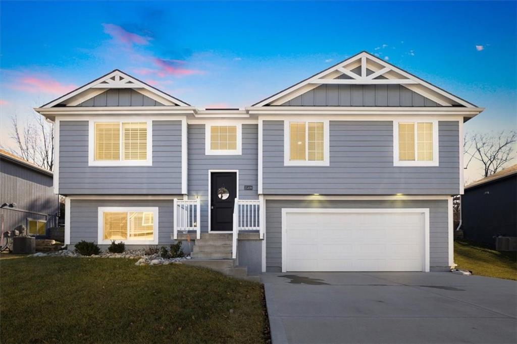 Listing Photo MLS #HMS2594896