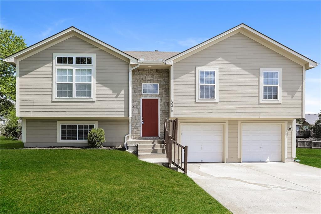 Listing Photo MLS #HMS2595052