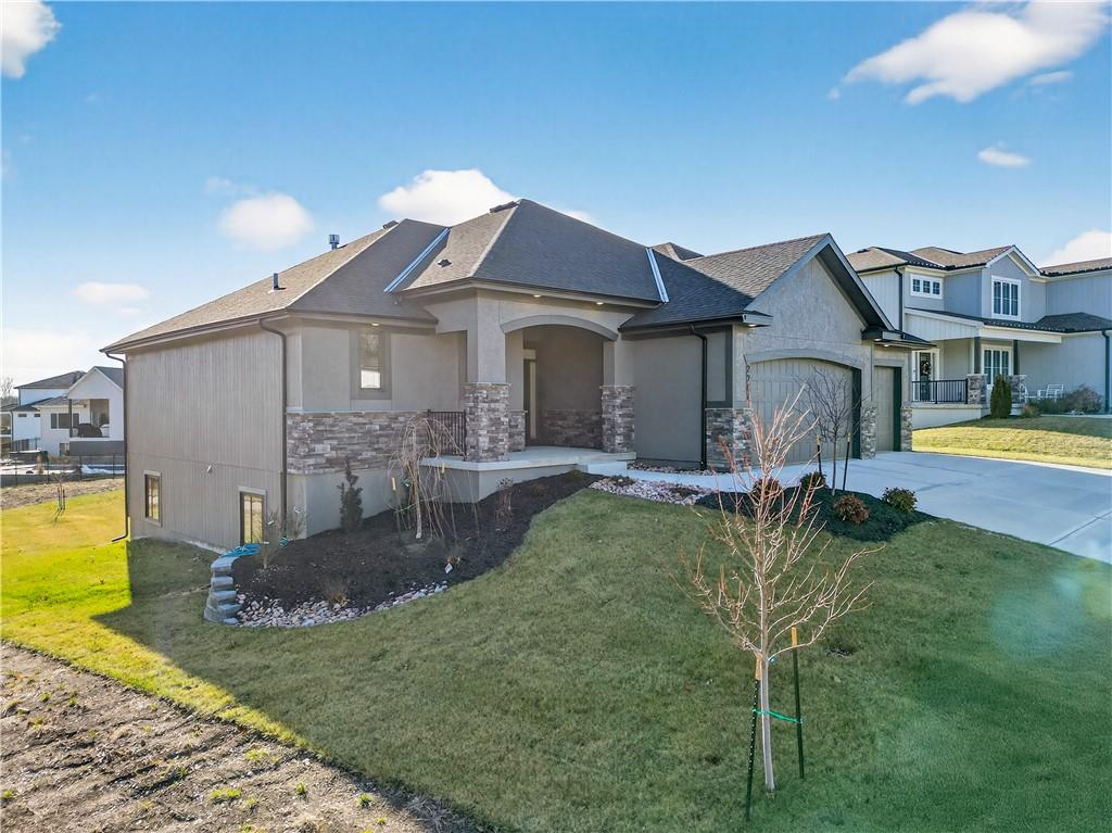 Listing Photo MLS #HMS2595084