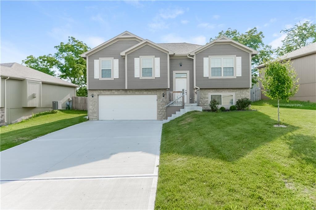 Listing Photo MLS #HMS2595561