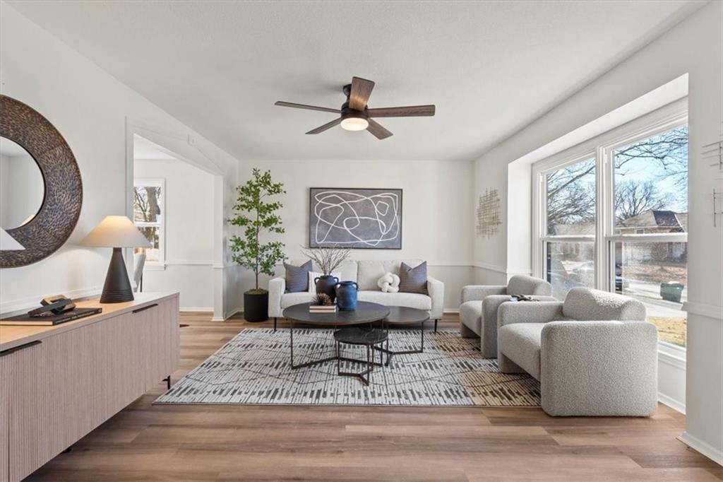 Listing Photo MLS #HMS2595705