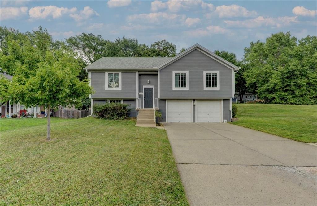 Listing Photo MLS #HMS2595823