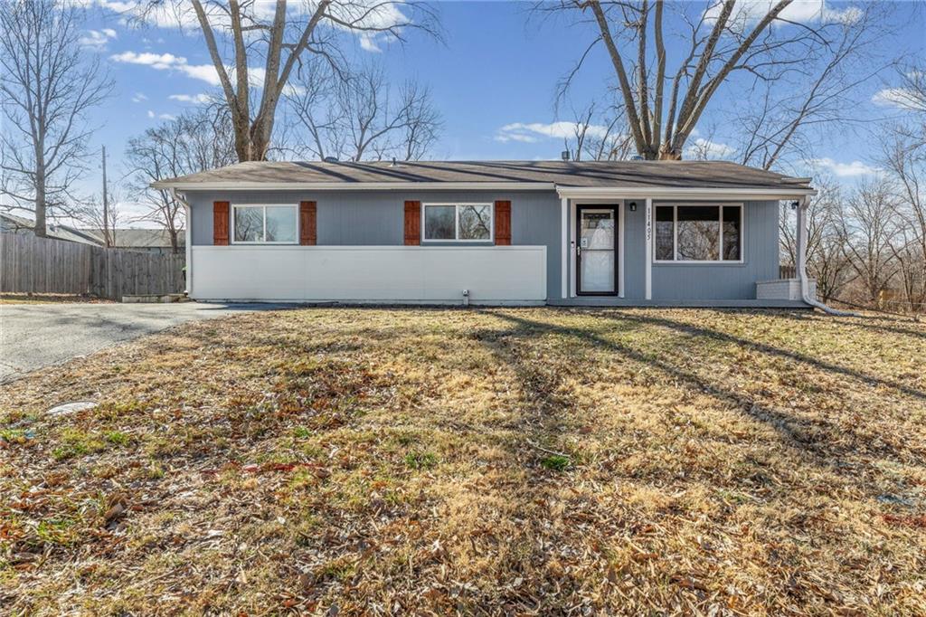 Listing Photo MLS #HMS2595945