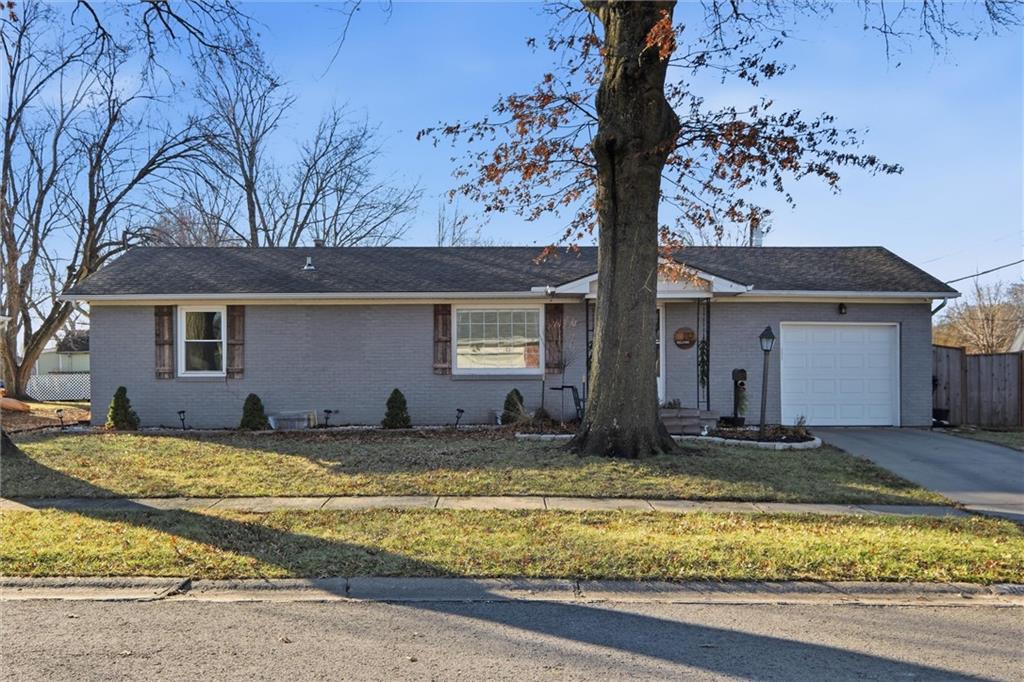 Listing Photo MLS #HMS2595965